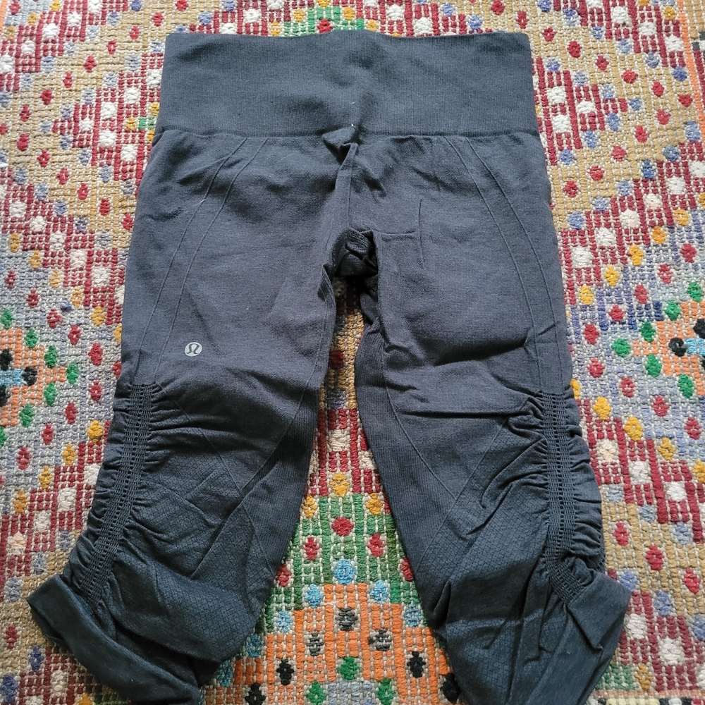 lululemon capri leggings